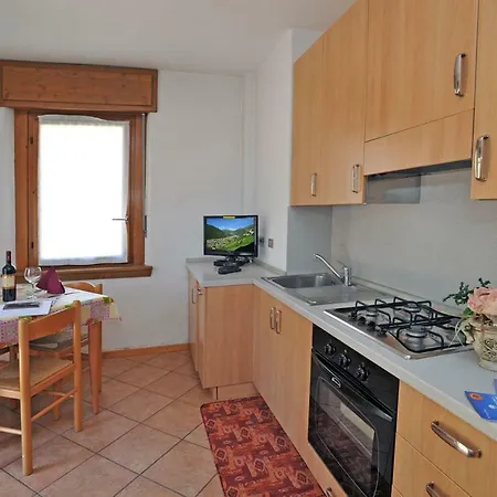 Casa Viola Dependance Apartamento Isolaccia